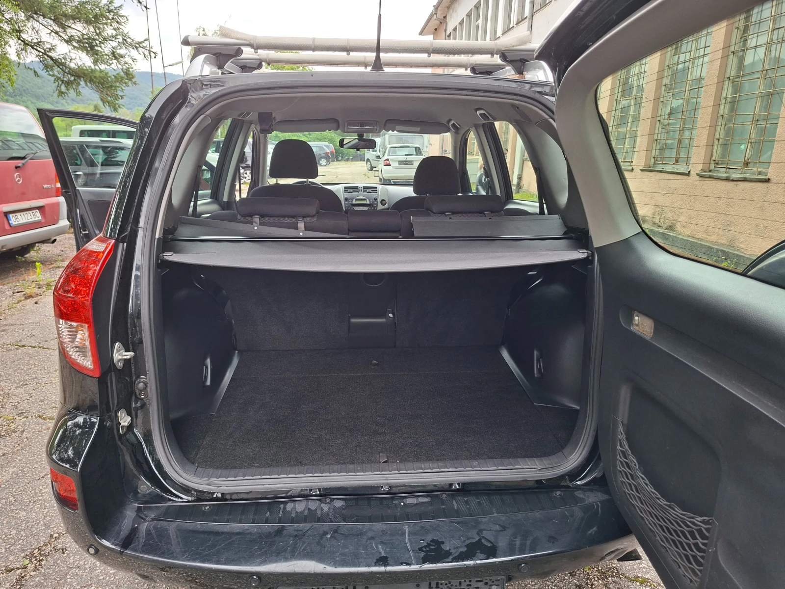 Toyota Rav4 2, 2D4D* KLIMA* 4X4, снимка 11 - Автомобили и джипове - 55033801