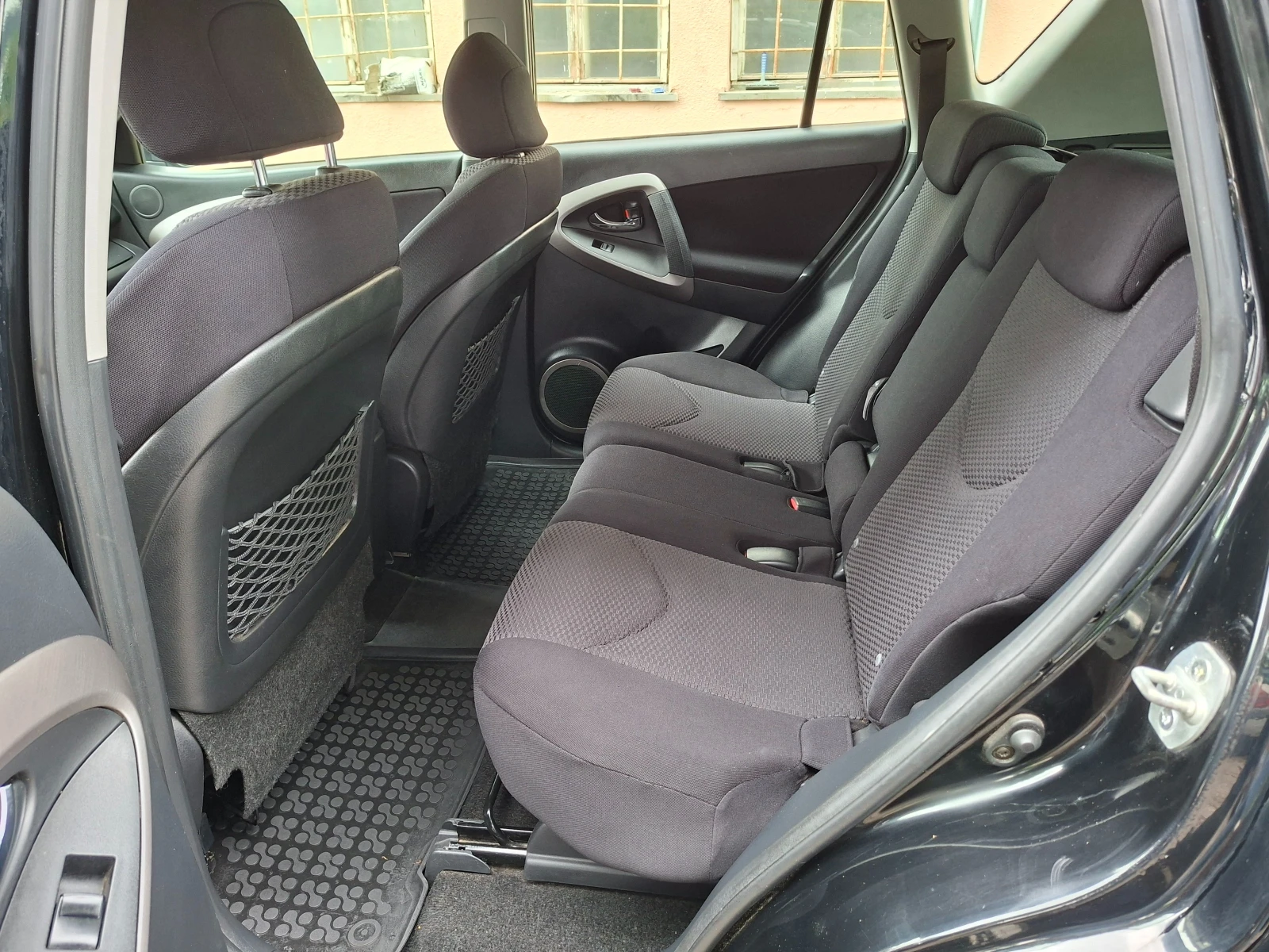 Toyota Rav4 2, 2D4D* KLIMA* 4X4, снимка 10 - Автомобили и джипове - 55033801
