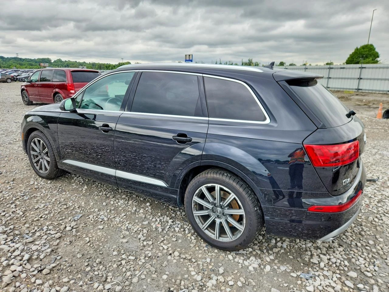 Audi Q7 PRESTIGE !УНИКАТ! #ПЪЛНО ОБОРУДВАНЕ# !ПАНОРАМА, снимка 4 - Автомобили и джипове - 55042224