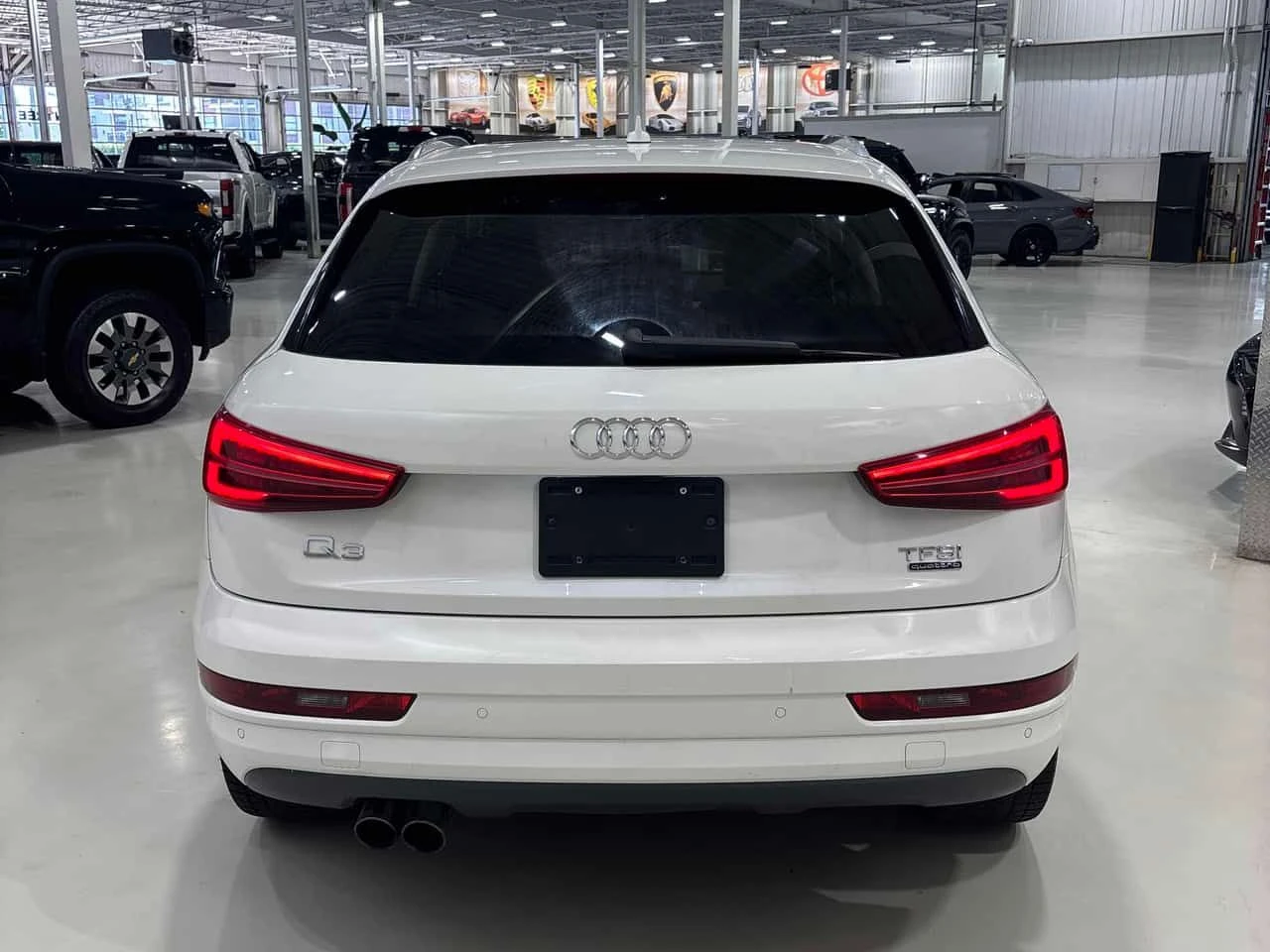 Audi Q3 Progressiv/ПАНОРАМА/ПОДГРЕВИ, снимка 5 - Автомобили и джипове - 55157897
