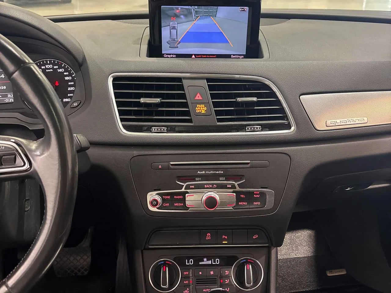 Audi Q3 Progressiv/ПАНОРАМА/ПОДГРЕВИ, снимка 9 - Автомобили и джипове - 55157897
