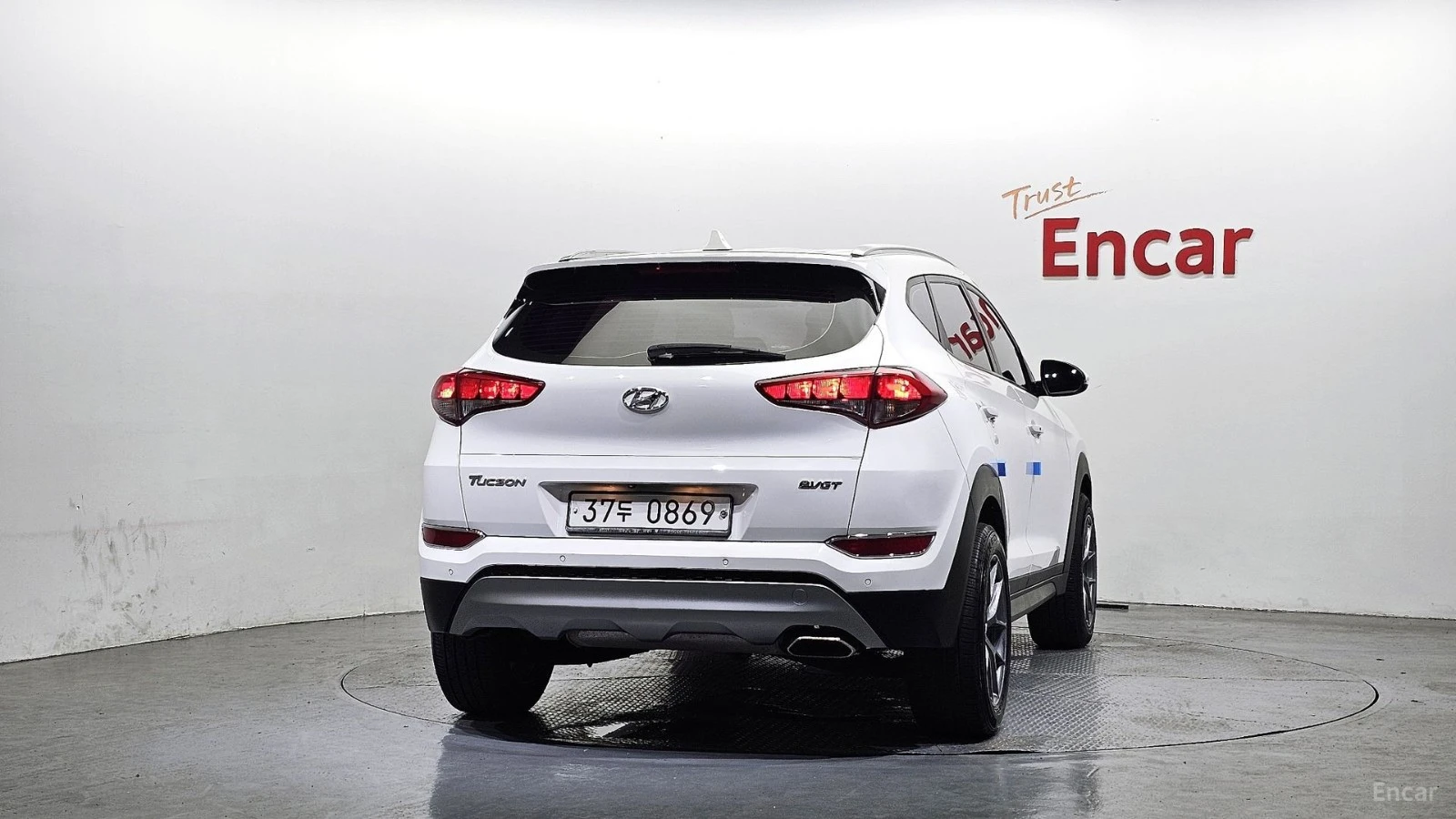 Hyundai Tucson Автокредит Цена до България, снимка 4 - Автомобили и джипове - 55478400