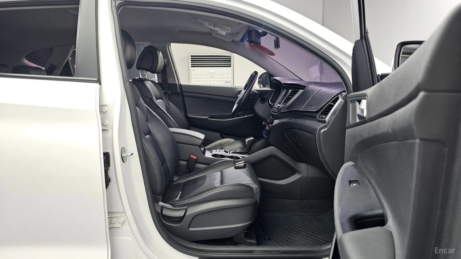 Hyundai Tucson Автокредит Цена до България, снимка 14 - Автомобили и джипове - 55478400