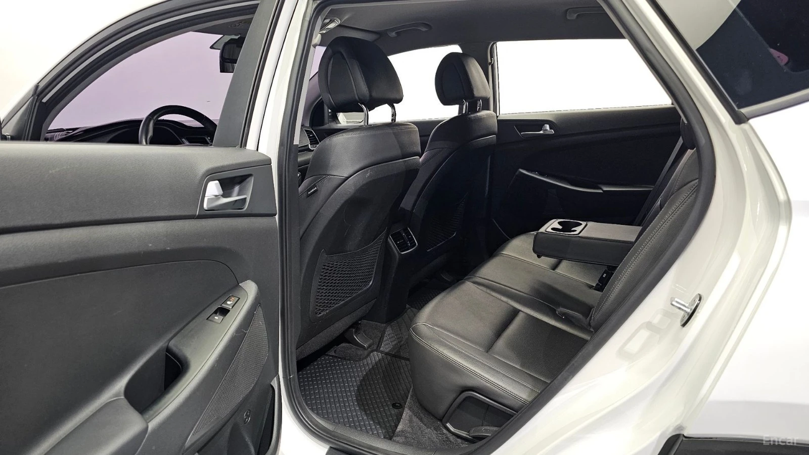 Hyundai Tucson Автокредит Цена до България, снимка 15 - Автомобили и джипове - 55478400