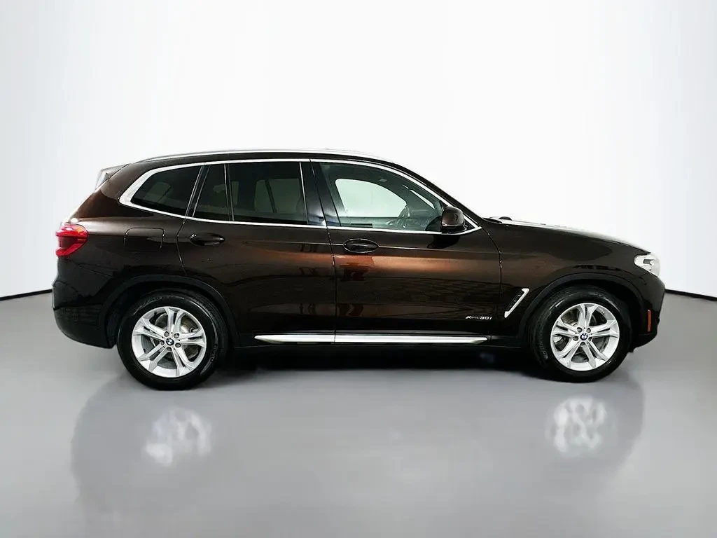 BMW X3 xDrive30i, снимка 3 - Автомобили и джипове - 55509322