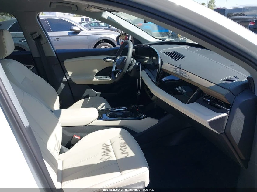 Audi Q6 E-Tron Premium Quattro, снимка 11 - Автомобили и джипове - 56565030