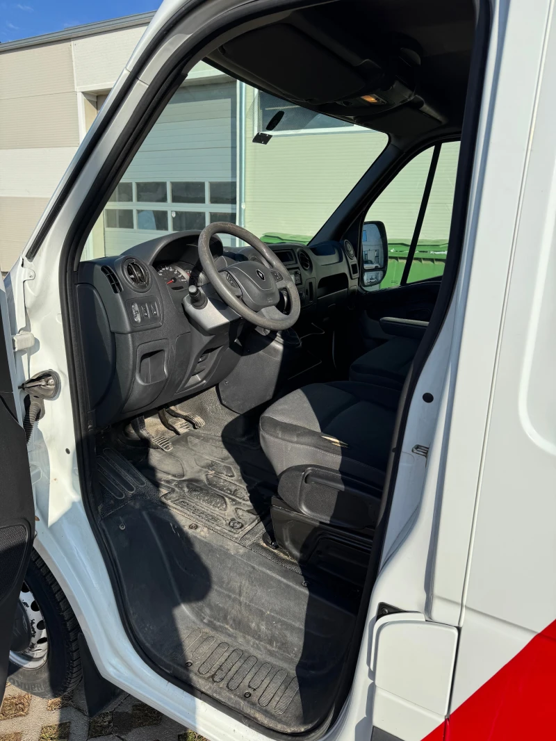 Renault Master L3H3, снимка 10 - Бусове и автобуси - 48796733