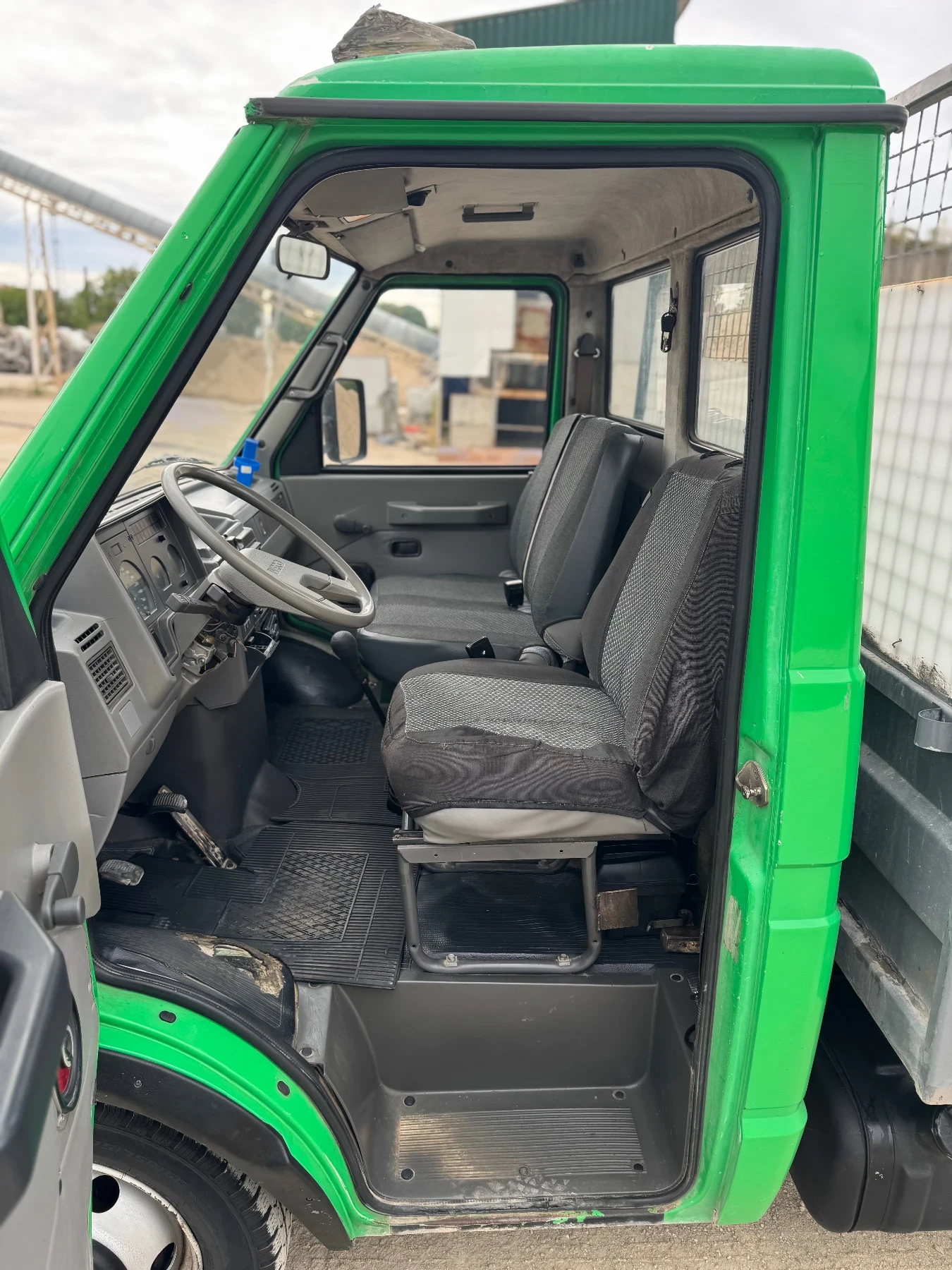 Iveco 35-8 Тристранен самосвал, снимка 6 - Бусове и автобуси - 55589444