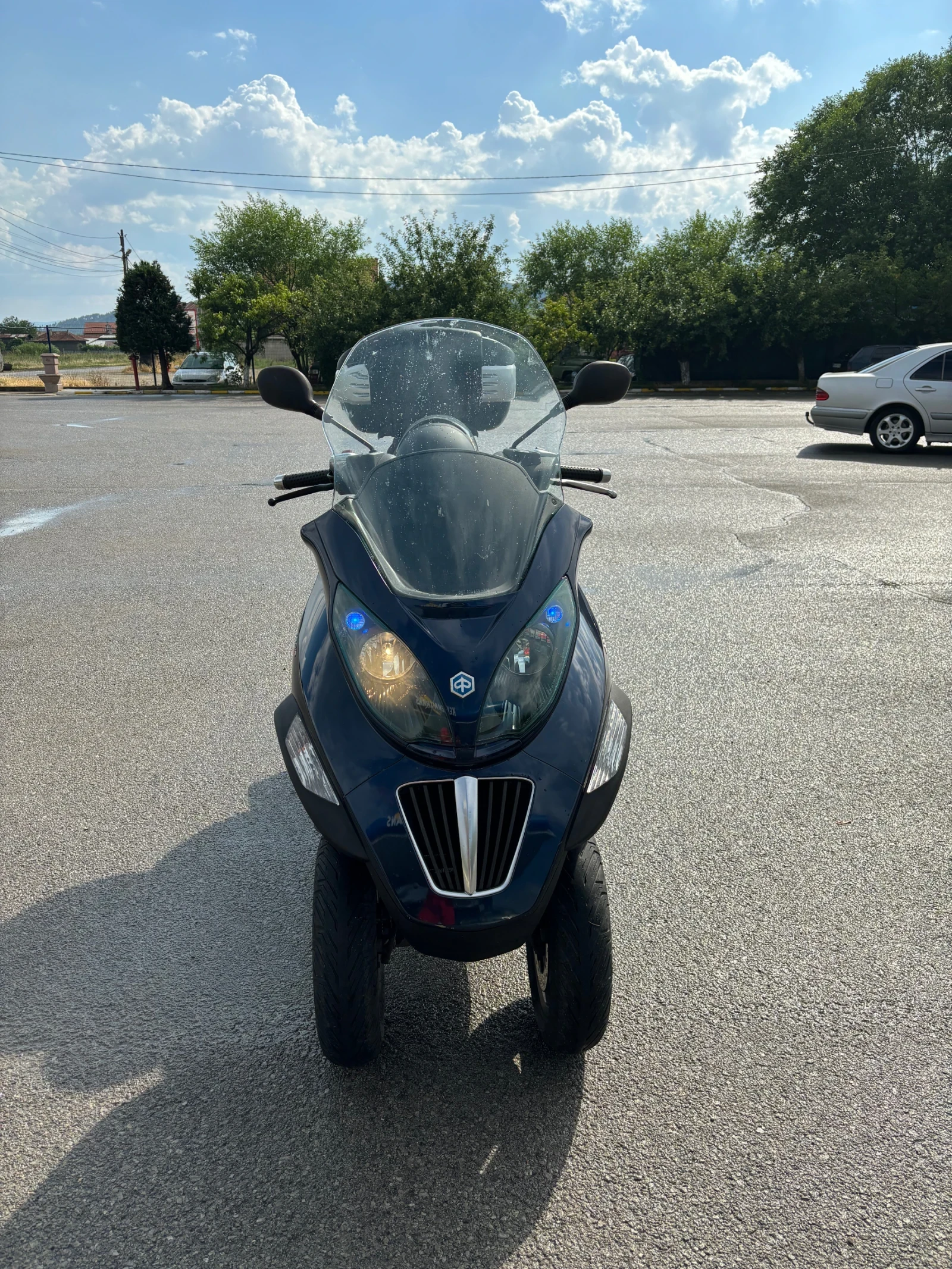 Piaggio Mp3 ТРИКОЛКА - изображение 2