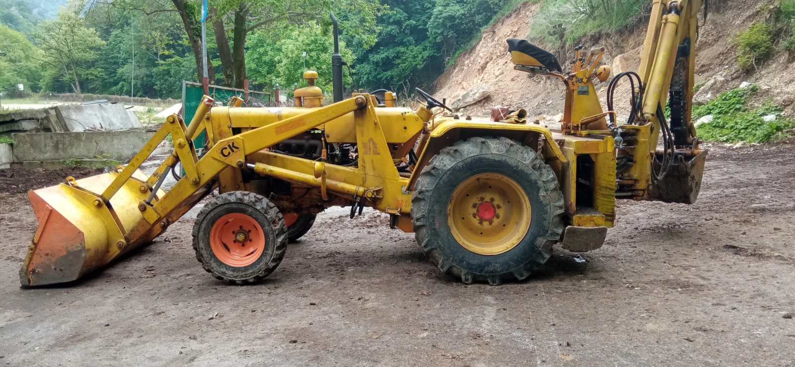 Багер Case 580CK, снимка 1