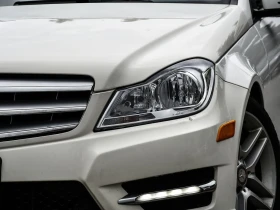 Mercedes-Benz C 300 4MATIC / ПОДГРЕВИ / ПАНОРАМА / ОТ ПРЕДСТАВИТЕЛСТВО, снимка 2