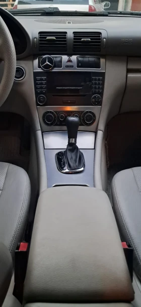 Mercedes-Benz C 220  AVANTGARDE AUTOMATIC цена до 2.09. БАРТЕР, снимка 17