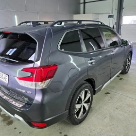     Subaru Forester 2.5i Premier