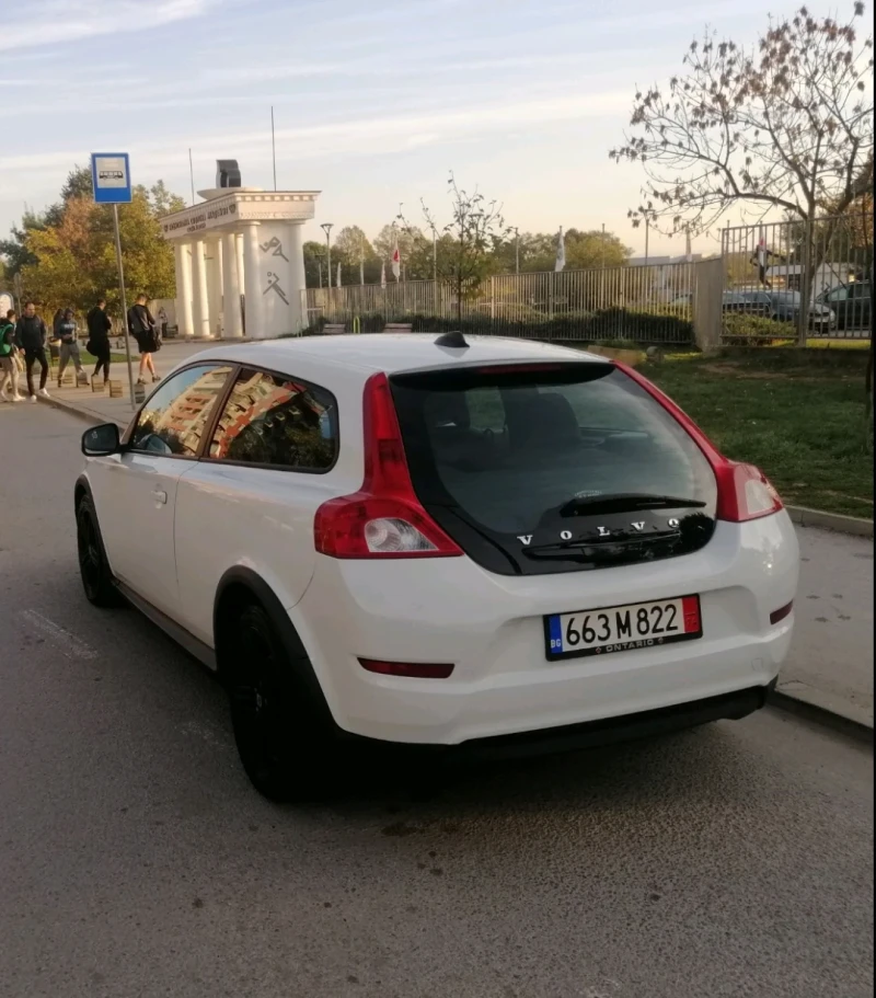 Volvo C30, снимка 2 - Автомобили и джипове - 40937157