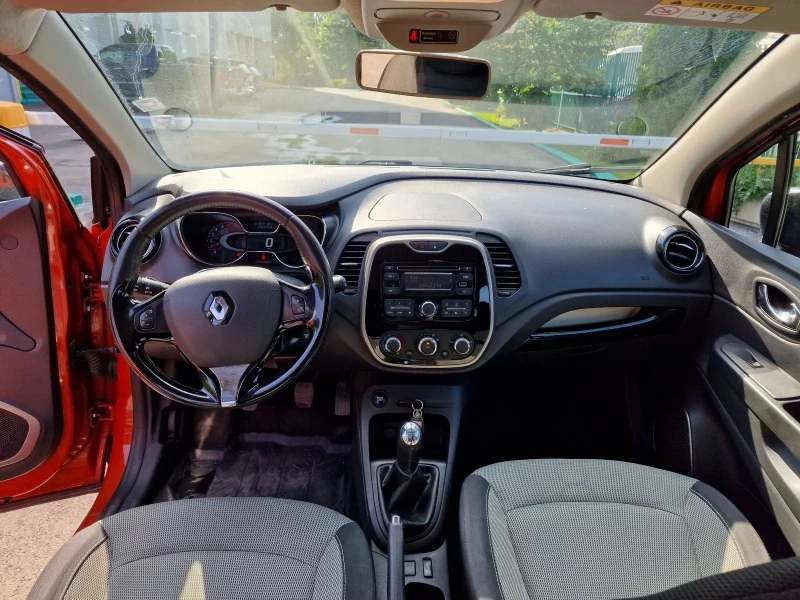 Renault Captur 0.9TCE EURO6B , снимка 9 - Автомобили и джипове - 41660302