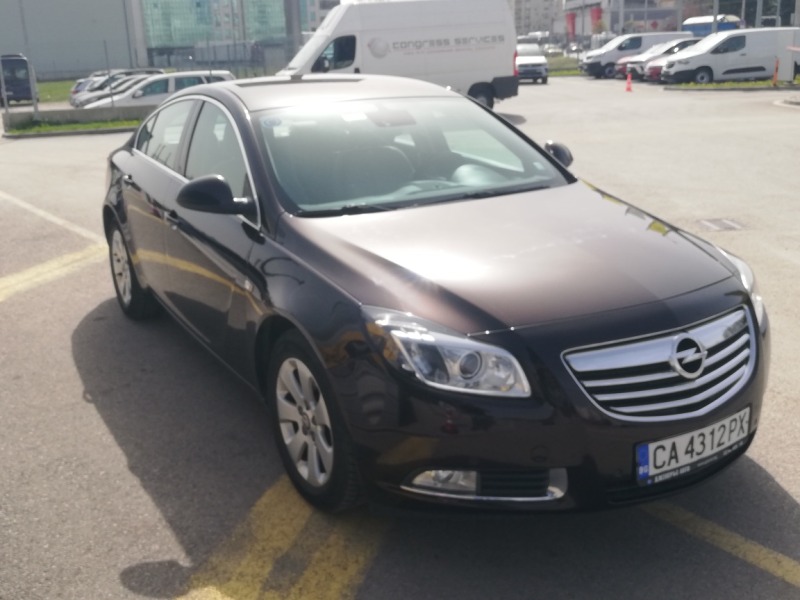 Opel Insignia 4X4, снимка 2 - Автомобили и джипове - 45648076