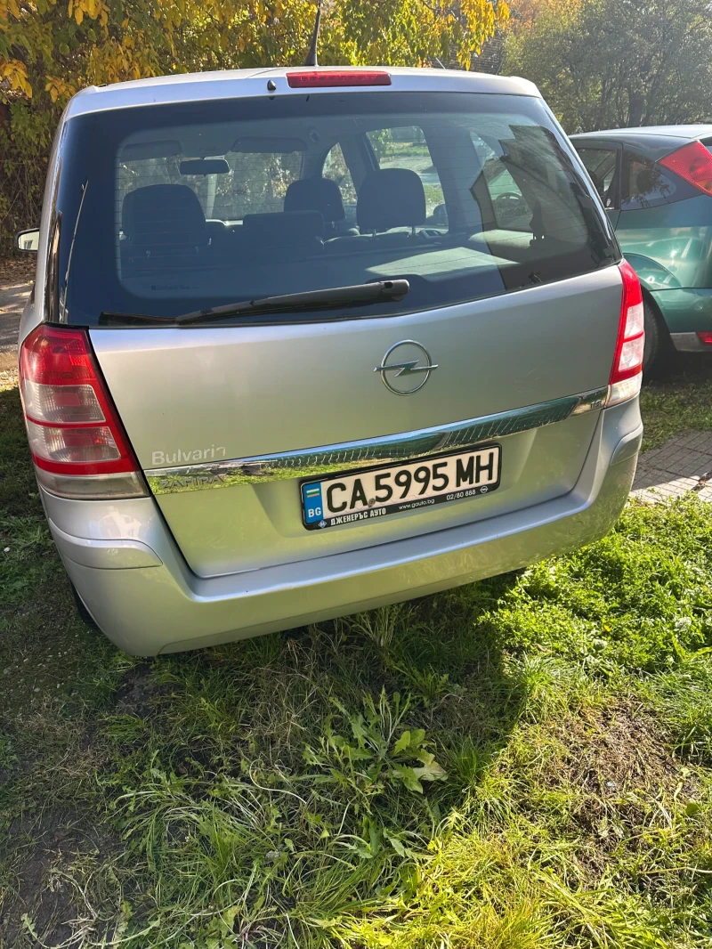 Opel Zafira, снимка 4 - Автомобили и джипове - 47815308