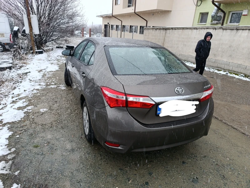 Toyota Corolla, снимка 6 - Автомобили и джипове - 48643773