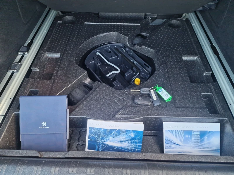 Peugeot 308 Панорама, снимка 14 - Автомобили и джипове - 52209497