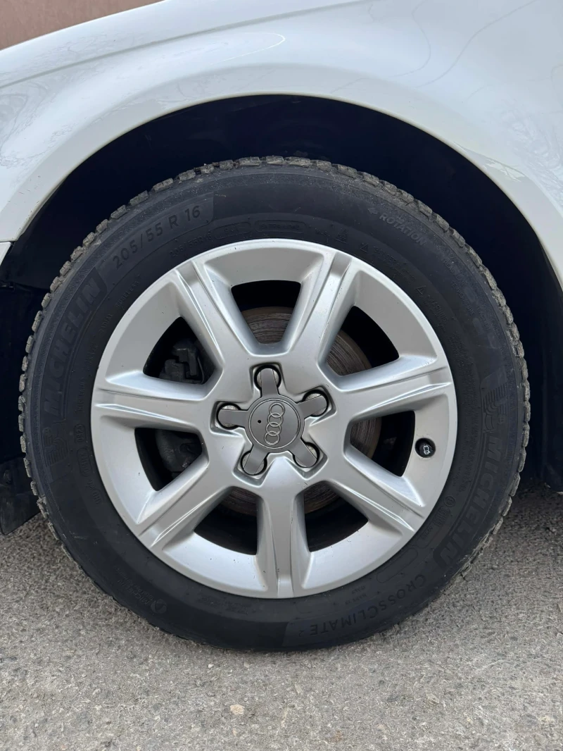 Audi A3 1.4 tfsi автоматик face, снимка 8 - Автомобили и джипове - 52931139