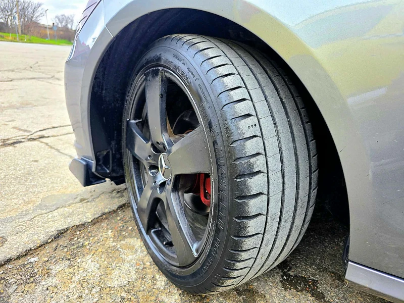 Mercedes-Benz E 220 2.2, снимка 9 - Автомобили и джипове - 53498031