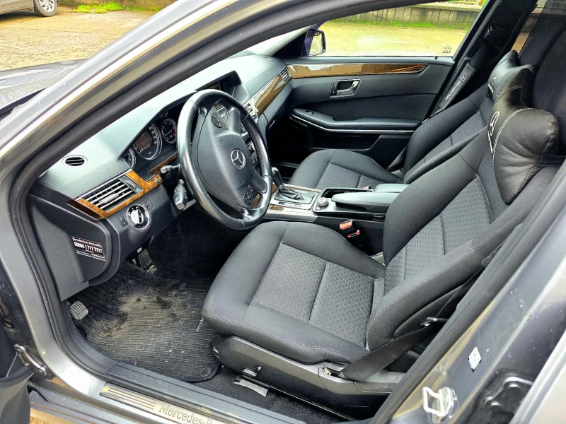 Mercedes-Benz E 220 2.2, снимка 8 - Автомобили и джипове - 53498031