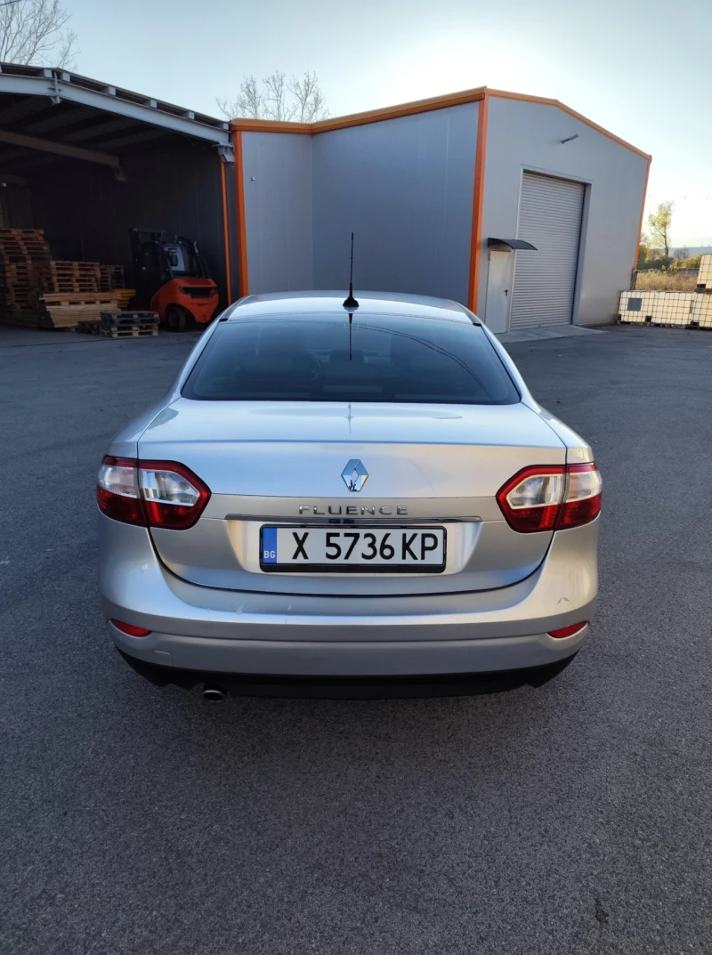 Renault Fluence 1.5 DCI EDC, снимка 3 - Автомобили и джипове - 53497256