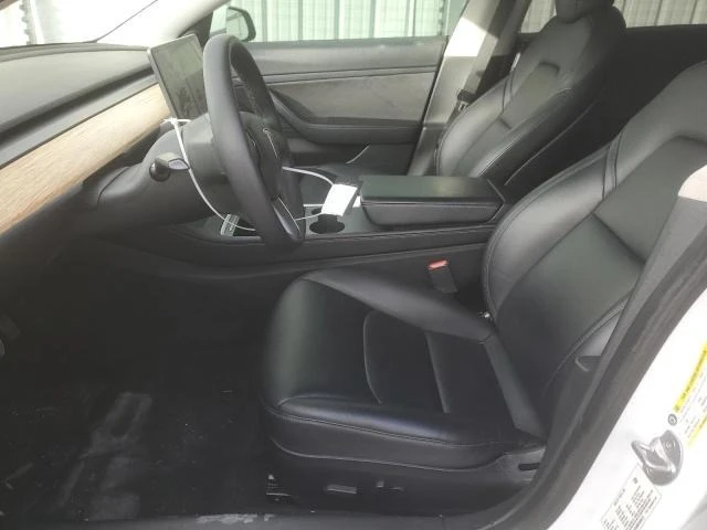 Tesla Model 3, снимка 7 - Автомобили и джипове - 54623423