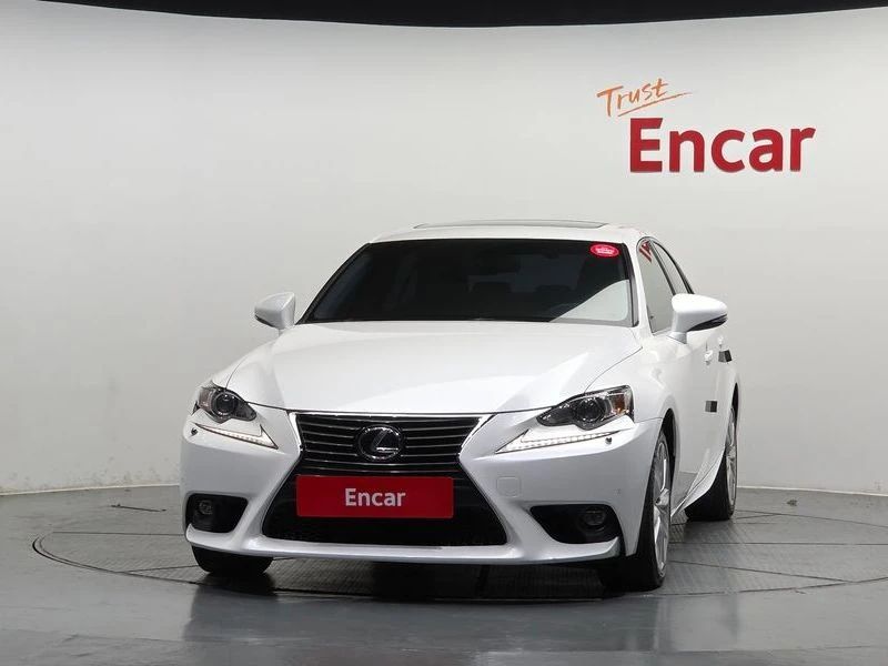 Lexus IS Premium| 204к.с.| ВКЛ.ТЕХНОТЕСТ, снимка 3 - Автомобили и джипове - 55118706