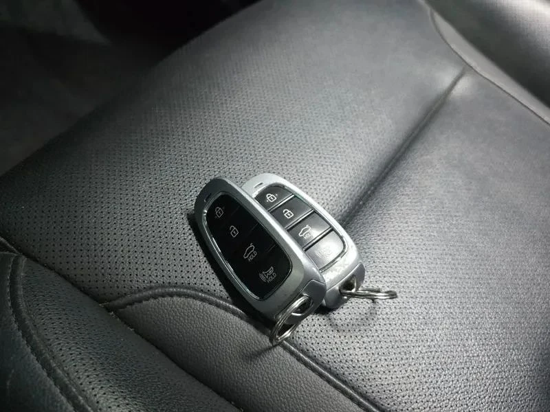 Hyundai Grandeur, снимка 15 - Автомобили и джипове - 56688033