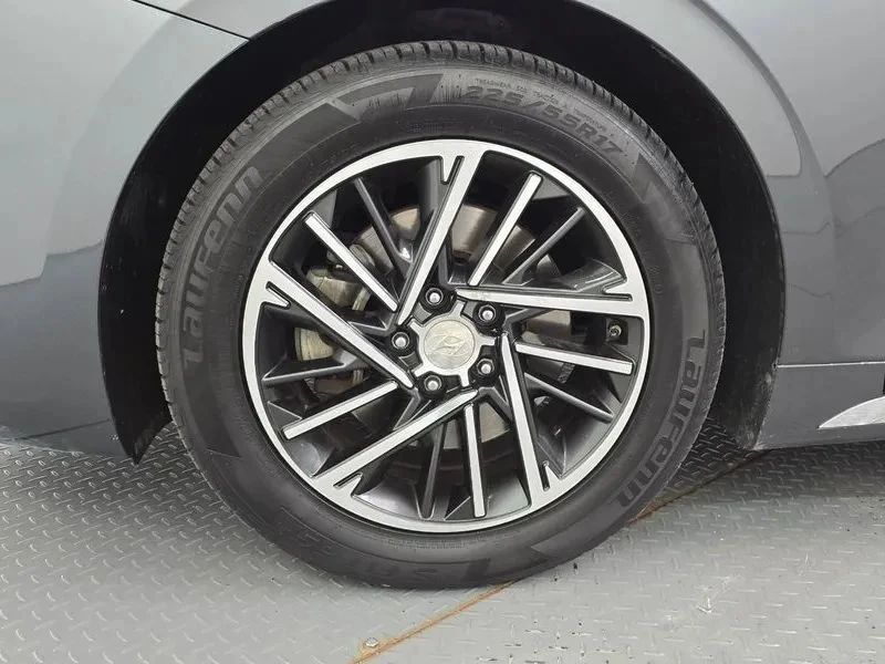 Hyundai Grandeur, снимка 5 - Автомобили и джипове - 56688033