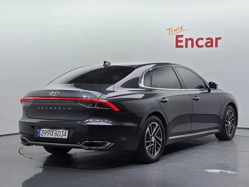 Hyundai Grandeur, снимка 2 - Автомобили и джипове - 56688033