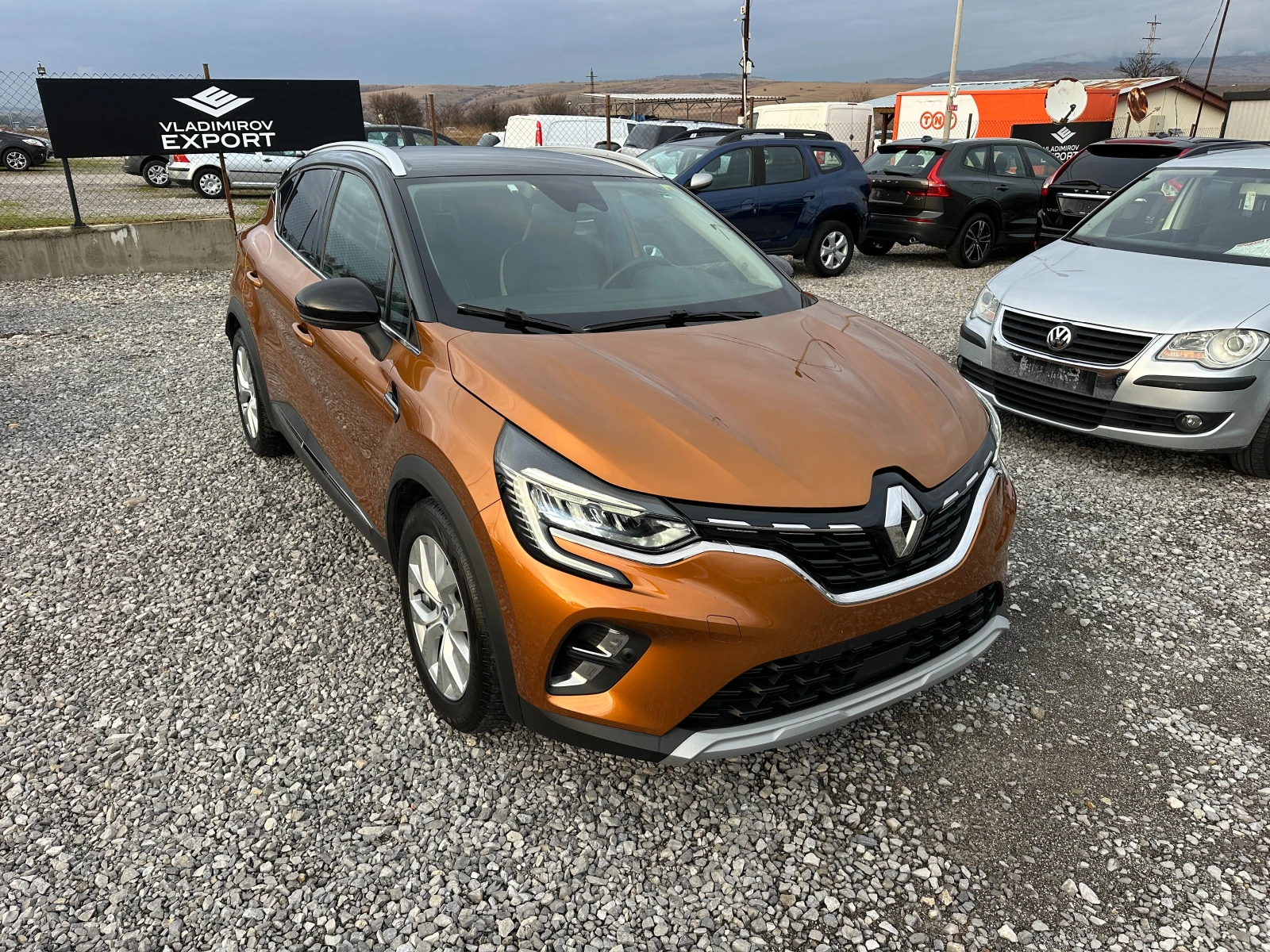 Renault Captur 1.6 Hybrid E6D, снимка 1