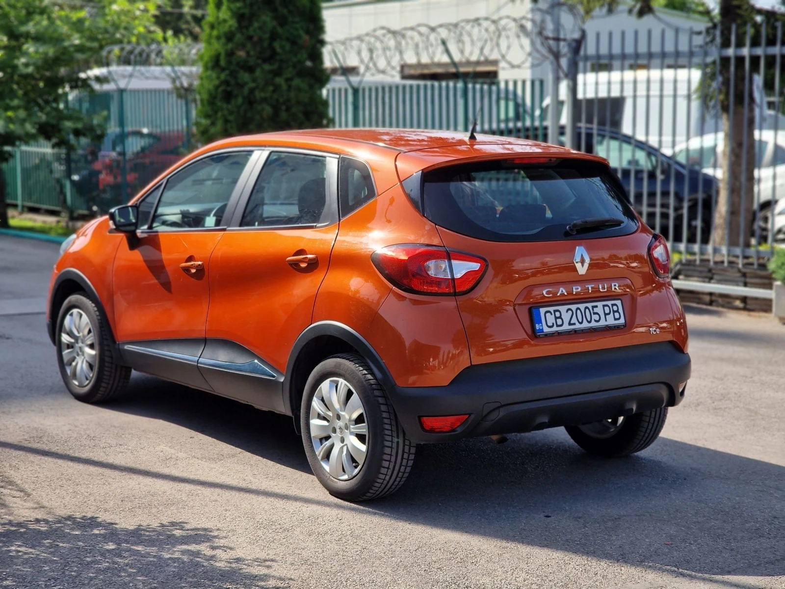 Renault Captur 0.9TCE EURO6B  - изображение 6