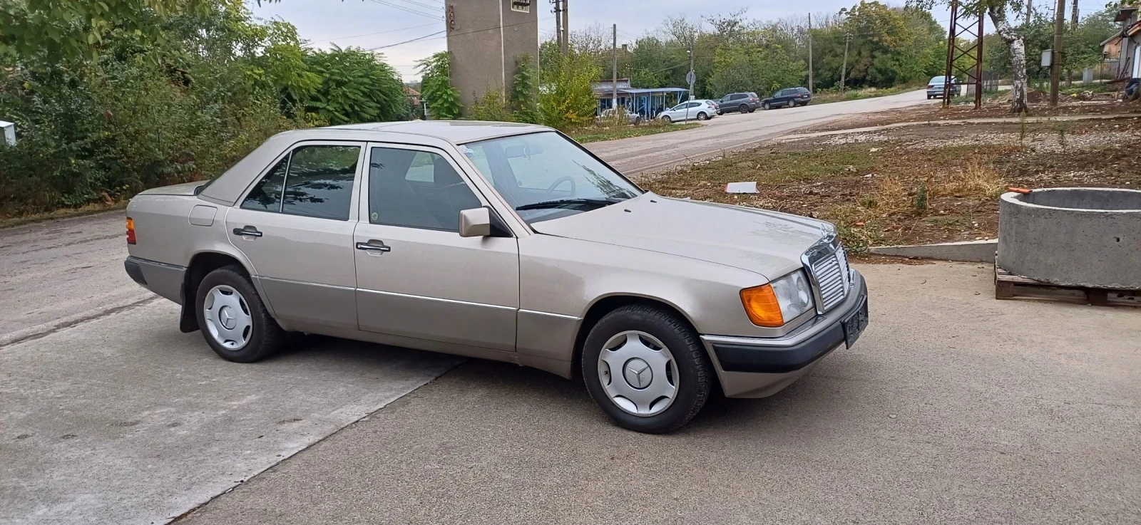 Mercedes-Benz 124 Лек - изображение 7