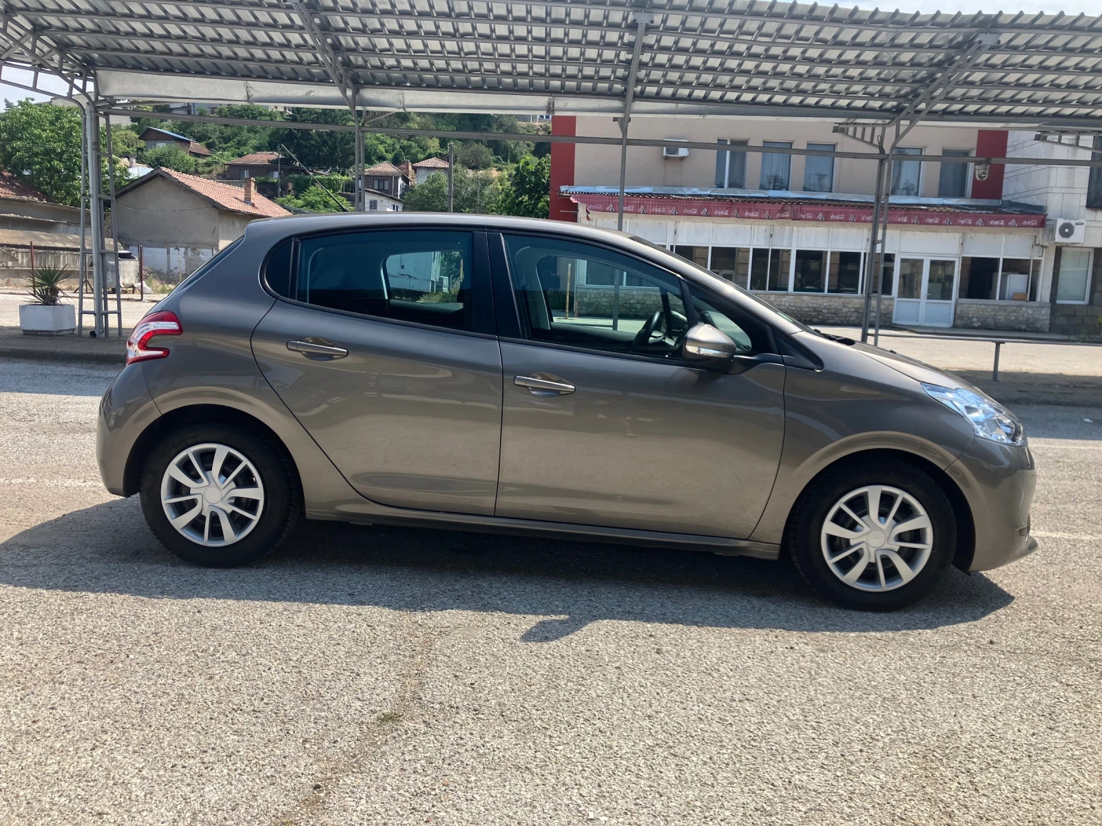 Peugeot 208 1.4-HDI-68kc - изображение 4