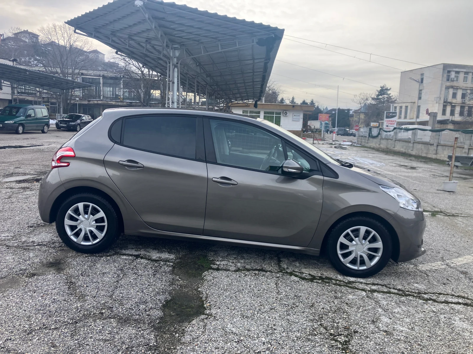 Peugeot 208 1.4-HDI-68kc | Mobile.bg � ����������� 4