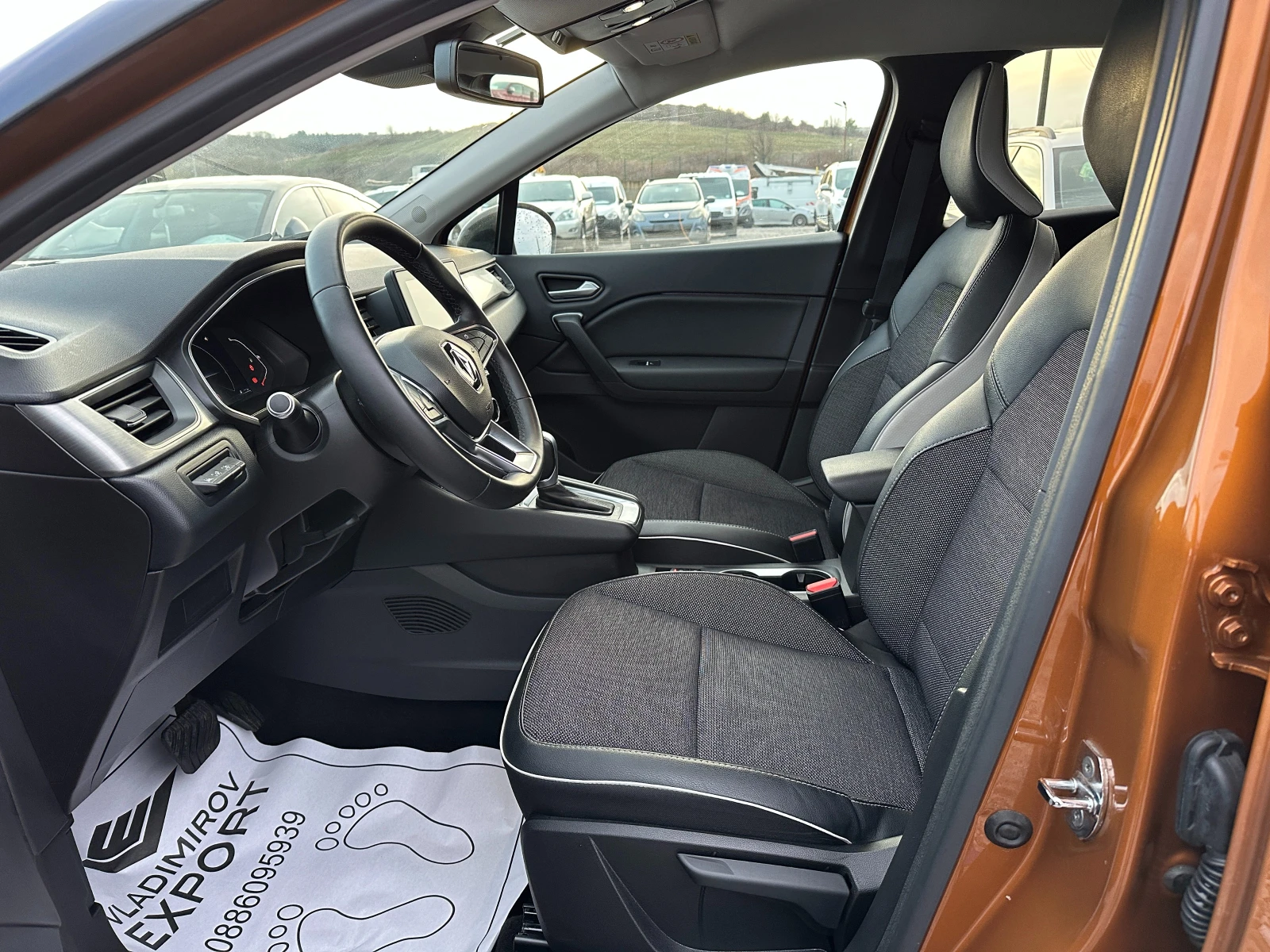 Renault Captur 1.6 Hybrid E6D - изображение 6