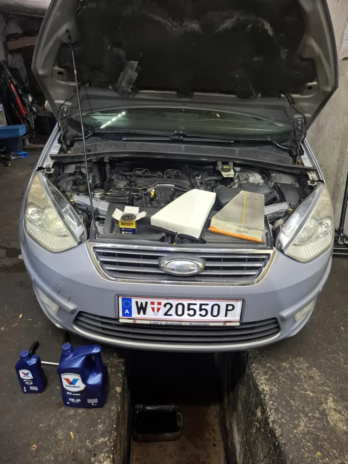 Ford Galaxy 2.0 - изображение 7