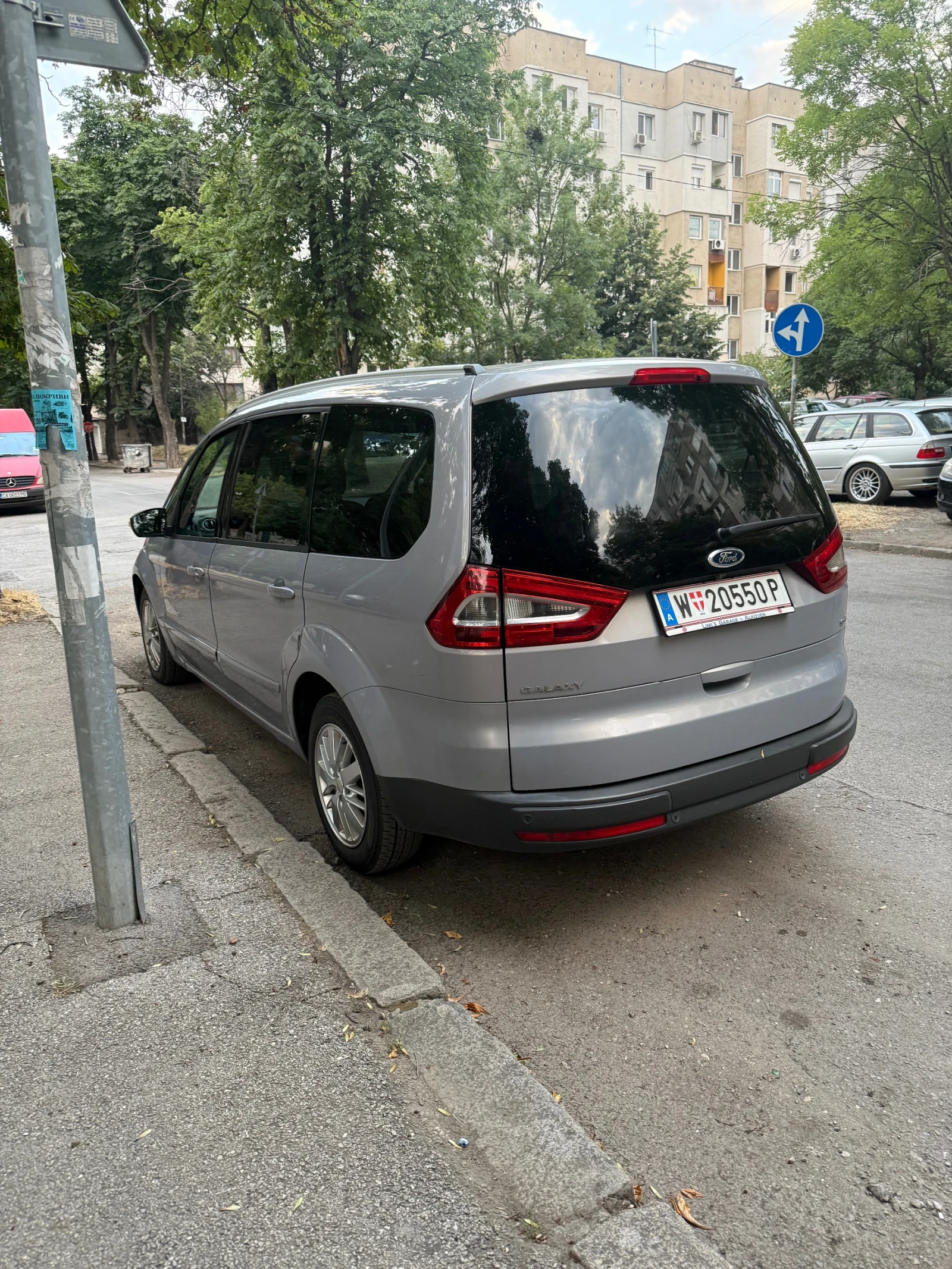 Ford Galaxy 2.0 - изображение 5