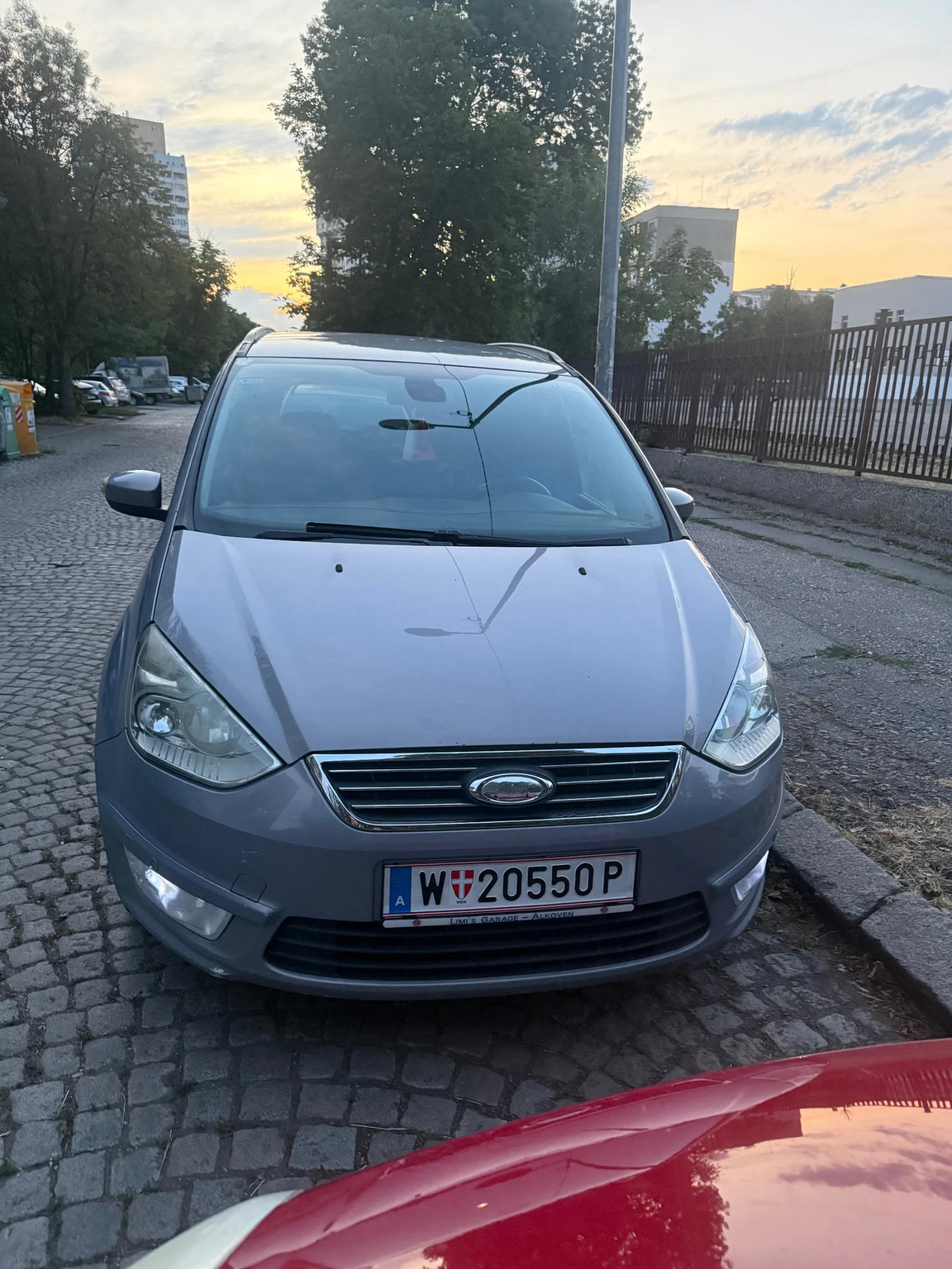 Ford Galaxy 2.0 - изображение 2