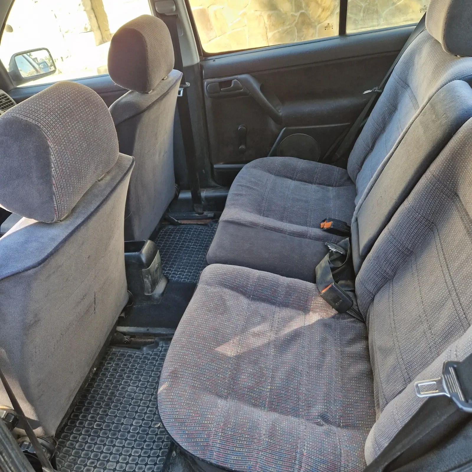 VW Vento 1.8 | Mobile.bg — изображение 11