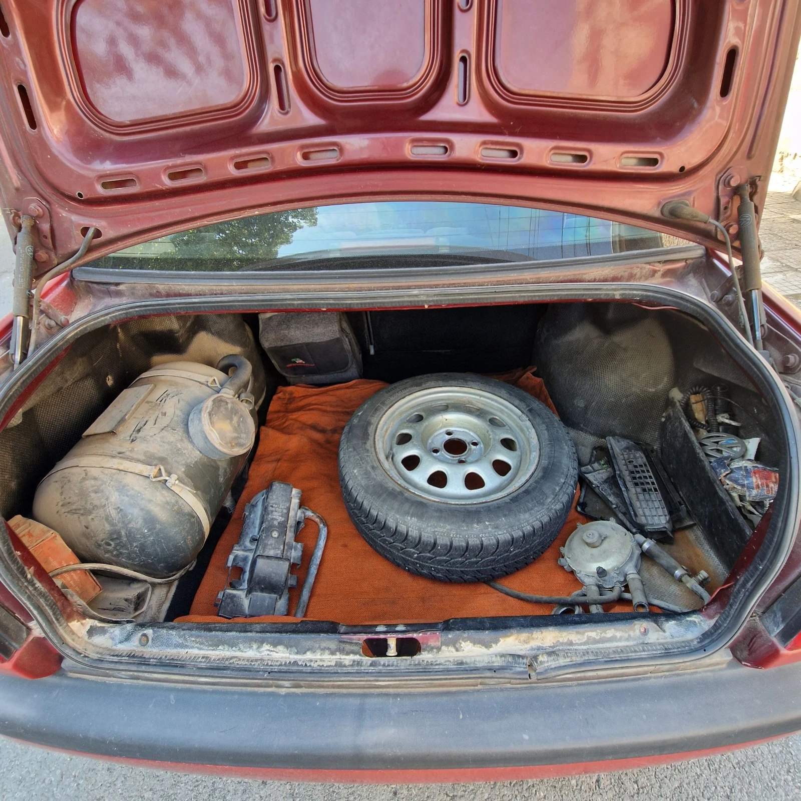 VW Vento 1.8 | Mobile.bg — изображение 14