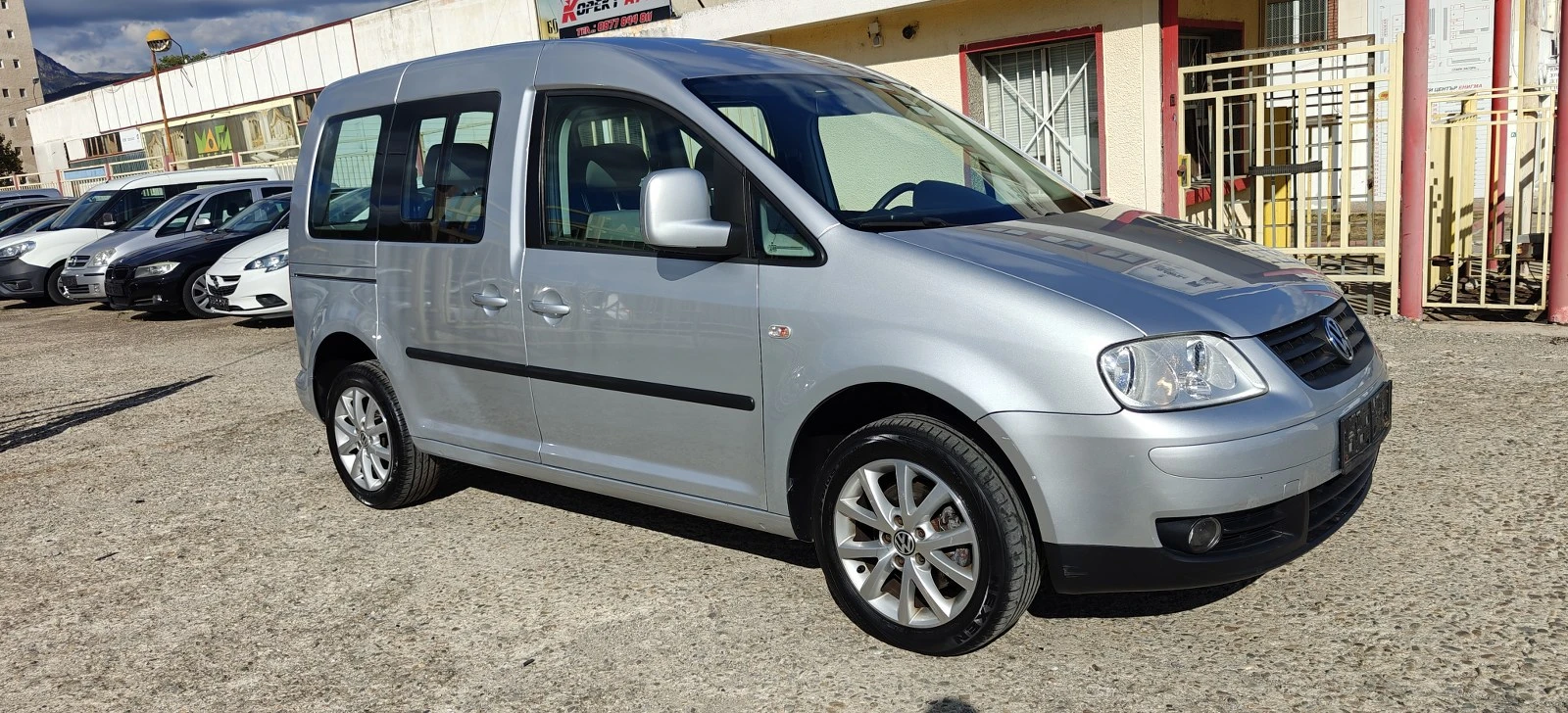 VW Caddy 1.9TDI-ПътникНово - изображение 9