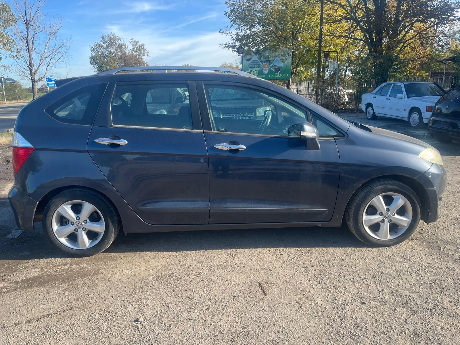 Honda Fr-v 1.7i - изображение 3