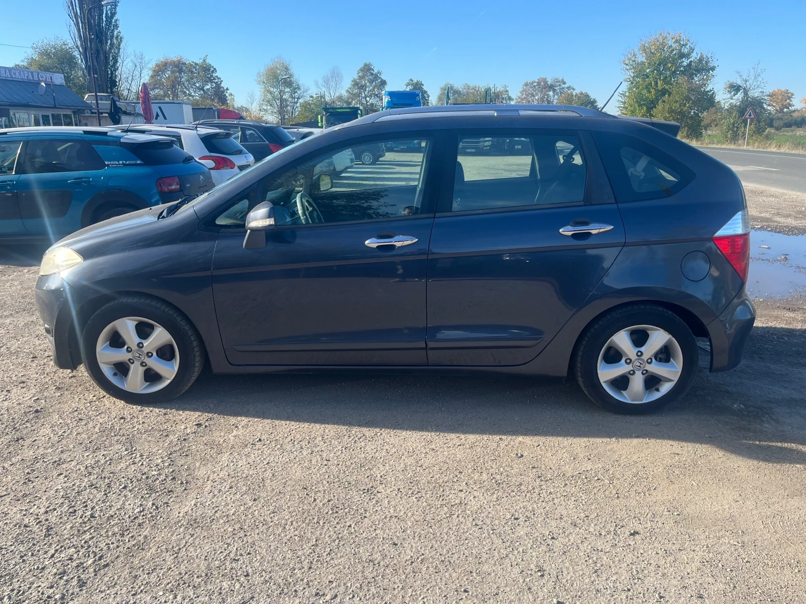 Honda Fr-v 1.7i - изображение 6