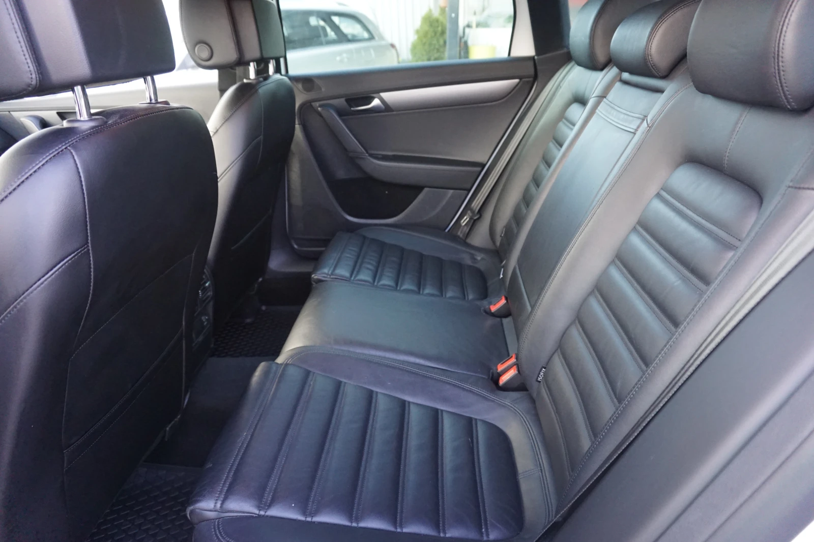 VW Passat 2.0/4x4/Led//Xennon | Mobile.bg   14