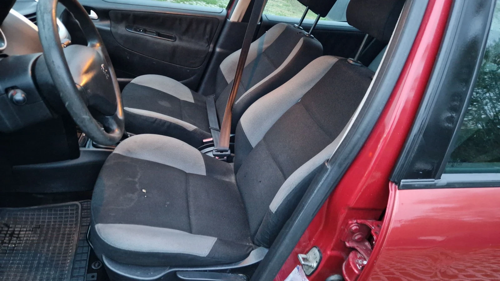 Peugeot 207 1.4 i | Mobile.bg   7