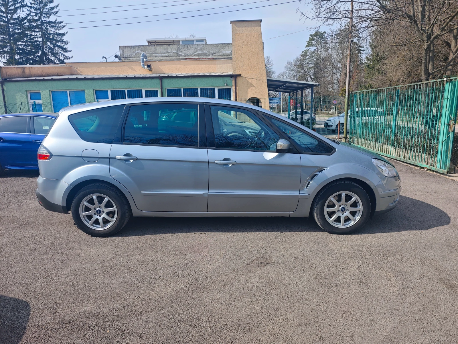 Ford S-Max 2.5i-Turbo/Panorama/6+ 1/CH, снимка 6 - Автомобили и джипове - 53760127