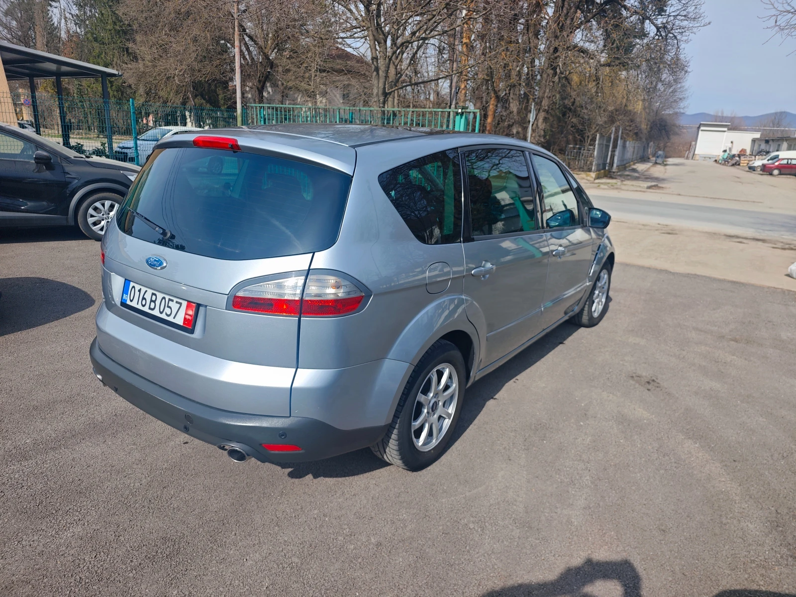 Ford S-Max 2.5i-Turbo/Panorama/6+ 1/CH, снимка 5 - Автомобили и джипове - 53760127
